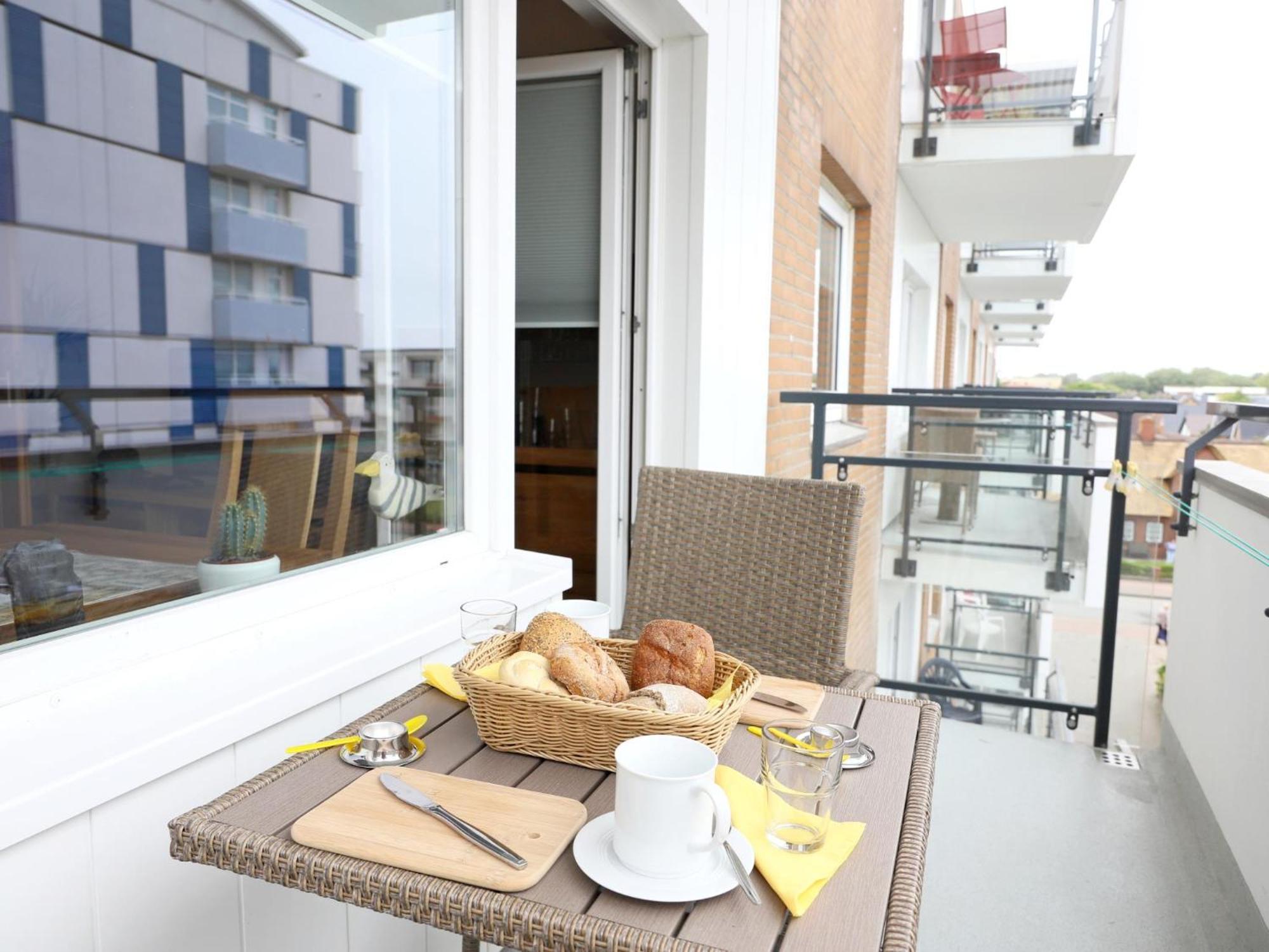 Einfaches 2-Zimmer-Appartement Mit Balkon. ヴェスターラント エクステリア 写真
